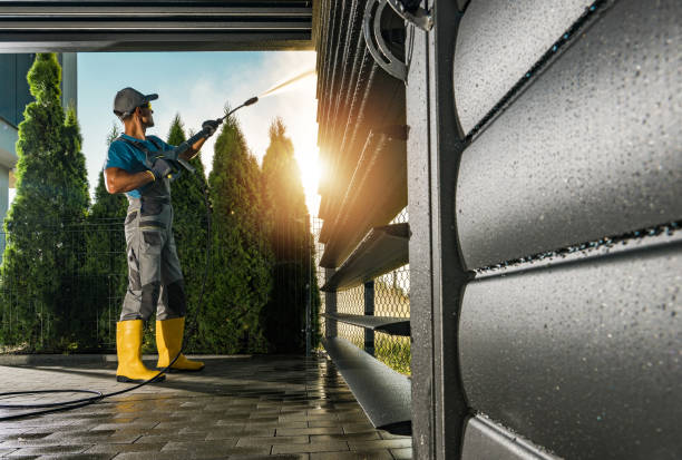 Why Choose Our Certified Pressure Washing Experts for Your Project Needs in Willoughby Hills, OH?